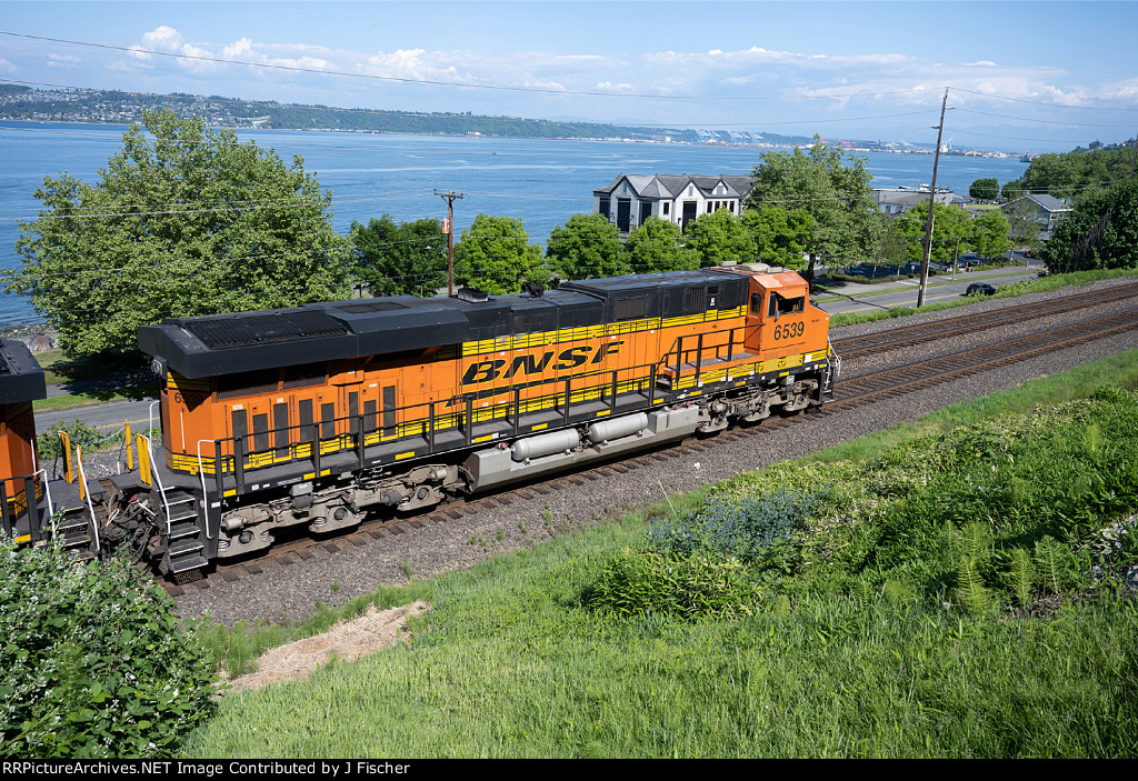 BNSF 6539